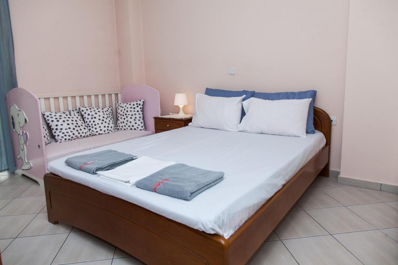 Lovely Apt In Peristeri أثينا المظهر الخارجي الصورة