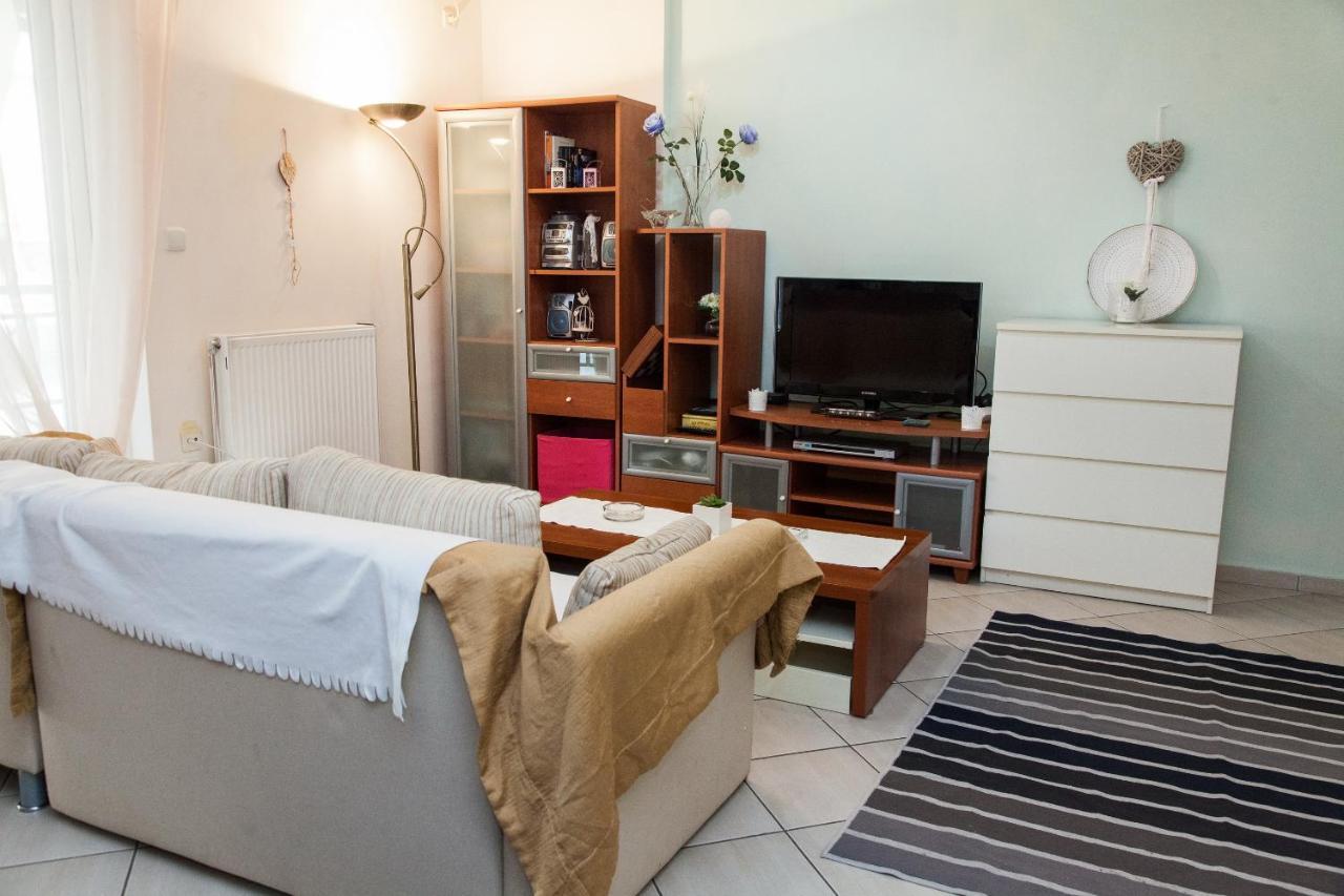 Lovely Apt In Peristeri أثينا المظهر الخارجي الصورة