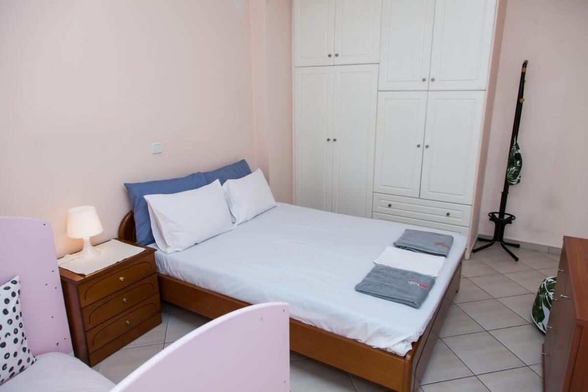 Lovely Apt In Peristeri أثينا المظهر الخارجي الصورة