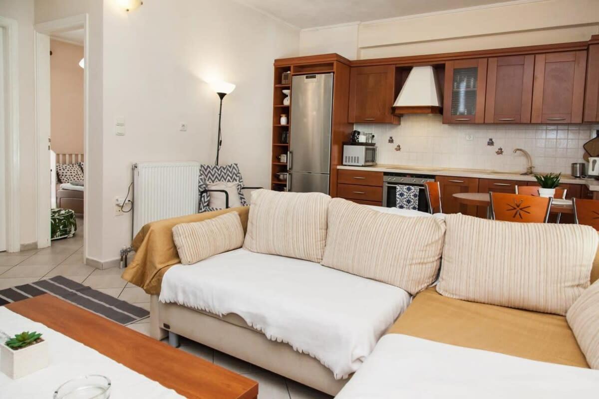 Lovely Apt In Peristeri أثينا المظهر الخارجي الصورة